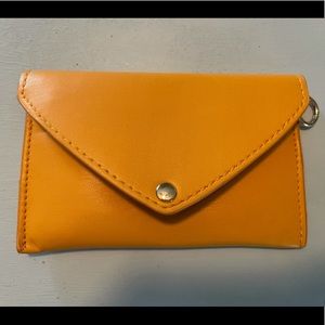 Forever 21 Mustard Yellow Coin Purse ♥️